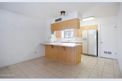 1112 E Laurel Drive, Casa Grande, AZ 85122 - Photo 10