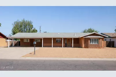 1112 E Laurel Drive, Casa Grande, AZ 85122 - Photo 1