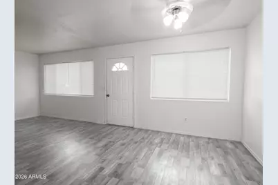 2690 N 43rd Avenue #D, Phoenix, AZ 85009 - Photo 4