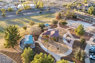 10617 W Daley Ln, Peoria, AZ 85383 - Photo 50