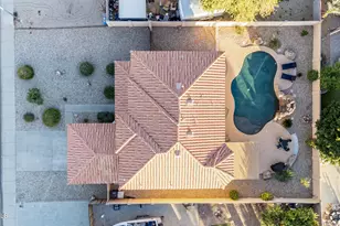 10617 W Daley Ln, Peoria, AZ 85383 - Photo 42