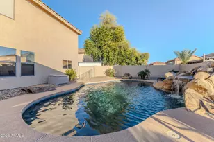 10617 W Daley Ln, Peoria, AZ 85383 - Photo 36