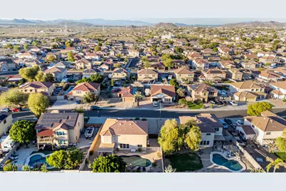 10617 W Daley Lane, Peoria, AZ 85383 - Photo 44