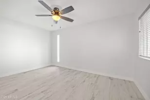 11615 N 30th St, Phoenix, AZ 85028 - Photo 20