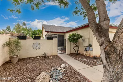 8759 W Saint John Road, Peoria, AZ 85382 - Photo 4