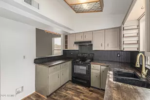 8759 W St John Rd, Peoria, AZ 85382 - Photo 12