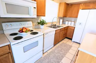 10326 W Missouri Ave, Glendale, AZ 85307 - Photo 4