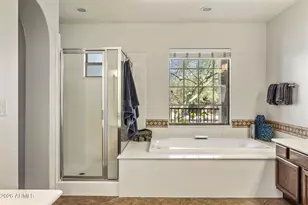 3980 E Robin Ln, Phoenix, AZ 85050 - Photo 12