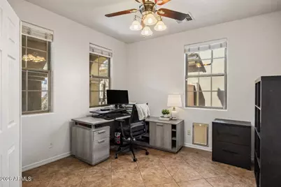 3980 E Robin Lane, Phoenix, AZ 85050 - Photo 18