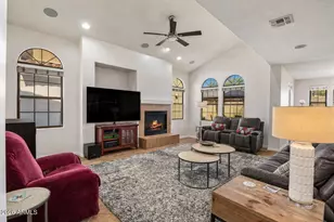 3980 E Robin Ln, Phoenix, AZ 85050 - Photo 4