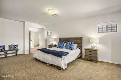 3980 E Robin Lane, Phoenix, AZ 85050 - Photo 8