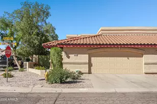 4848 W Del Rio St, Chandler, AZ 85226 - Photo 2