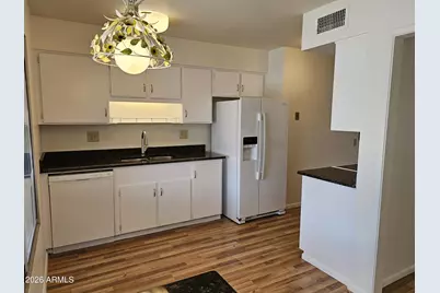 9859 W Emberwood Drive, Sun City, AZ 85351 - Photo 6