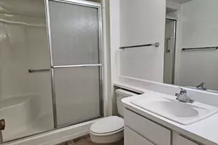 9859 W Emberwood Dr, Sun City, AZ 85351 - Photo 14