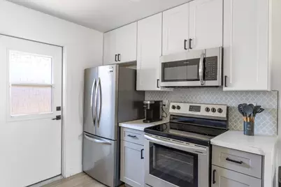 6616 E Avalon Drive #4, Scottsdale, AZ 85251 - Photo 8