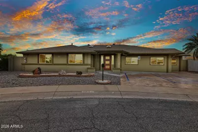 11093 W Frontier Drive, Sun City, AZ 85351 - Photo 16