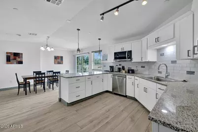 11093 W Frontier Drive, Sun City, AZ 85351 - Photo 4