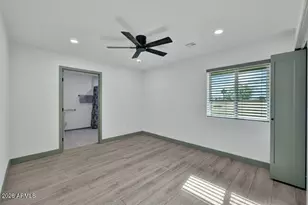 11093 W Frontier Dr, Sun City, AZ 85351 - Photo 6