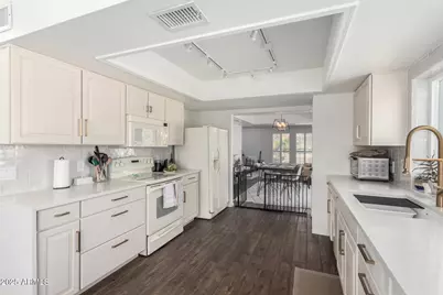 6513 N 81st Place, Scottsdale, AZ 85250 - Photo 8