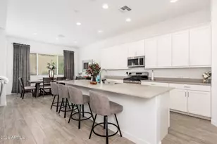 3272 W Peak View Rd, Phoenix, AZ 85083 - Photo 6