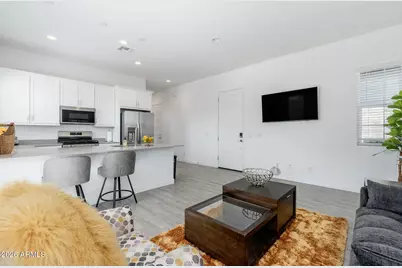 3272 W Peak View Road, Phoenix, AZ 85083 - Photo 24
