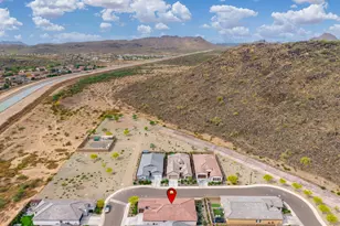 3272 W Peak View Rd, Phoenix, AZ 85083 - Photo 40