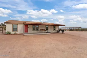 28433 N Joliet Pl, Queen Creek, AZ 85142 - Photo 2