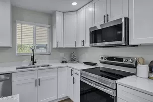 1033 W Rio Salado Pkwy, Mesa, AZ 85201 - Photo 10