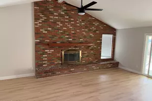 1033 W Rio Salado Pkwy, Mesa, AZ 85201 - Photo 4