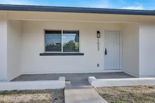 1033 W Rio Salado Pkwy, Mesa, AZ 85201 - Photo 2