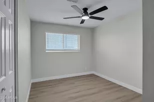 1033 W Rio Salado Pkwy, Mesa, AZ 85201 - Photo 14