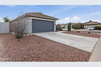 2013 W Prospector Way, San Tan Valley, AZ 85144 - Photo 2