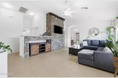 2013 W Prospector Way, San Tan Valley, AZ 85144 - Photo 6