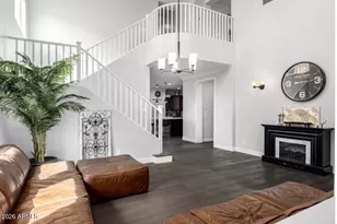 2738 E Cherry Hill Dr, Gilbert, AZ 85298 - Photo 2