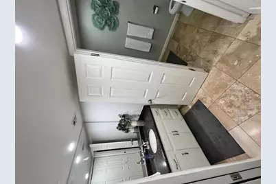 7734 E Minnezona Avenue, Scottsdale, AZ 85251 - Photo 18