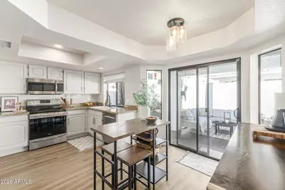 3314 E Longhorn Drive, Phoenix, AZ 85050 - Photo 10