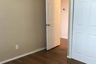 11855 N 79th Dr, Peoria, AZ 85345 - Photo 4