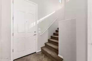 3751 W Desert Creek Ln, Phoenix, AZ 85086 - Photo 8