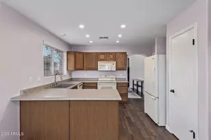 17185 N 52nd Ave, Glendale, AZ 85308 - Photo 12