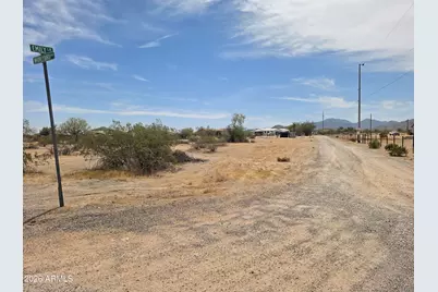 1229 N Emily Lane #3, Maricopa, AZ 85139 - Photo 16