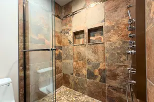 801 W Port Royale Ln, Phoenix, AZ 85023 - Photo 8