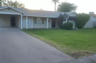 4128 N 46th Pl, Phoenix, AZ 85018 - Photo 1