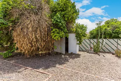 10217 W Andover Avenue, Sun City, AZ 85351 - Photo 32