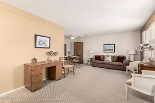 10217 W Andover Ave, Sun City, AZ 85351 - Photo 8