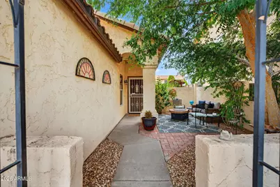 9750 W Yukon Drive, Peoria, AZ 85382 - Photo 4