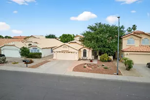 9750 W Yukon Dr, Peoria, AZ 85382 - Photo 50