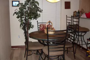 7401 W Arrowhead Clubhouse Dr, Glendale, AZ 85308 - Photo 8