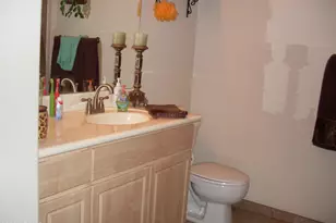 7401 W Arrowhead Clubhouse Dr, Glendale, AZ 85308 - Photo 12