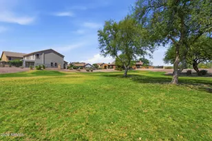 7856 W Rock Springs Dr, Peoria, AZ 85383 - Photo 42