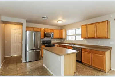 9415 W Virginia Avenue, Phoenix, AZ 85037 - Photo 8